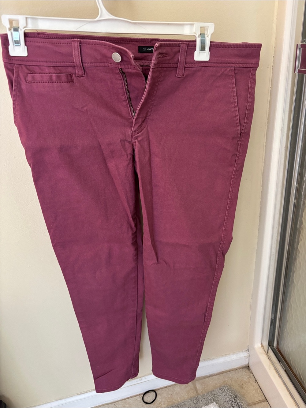 41 Hawthorn Womens Burgundy Skinny Ankle Pants